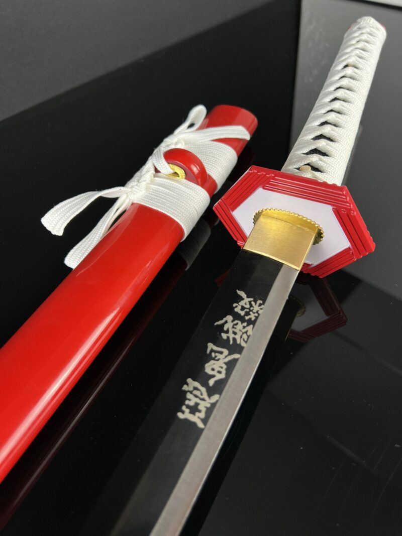 Katana Giyu Tomioka